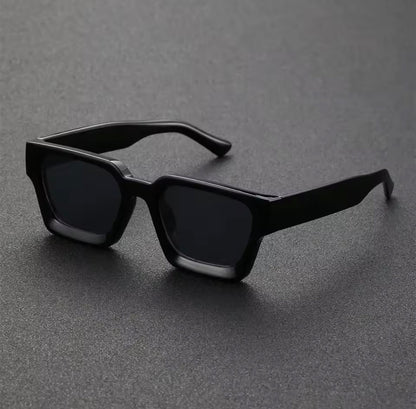 NOIR GLOSS