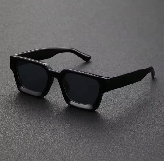 NOIR GLOSS